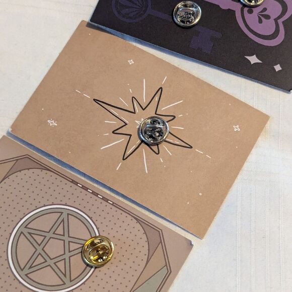 NEW Witchy Pin Bundle With Bag - Picture 6 of 6